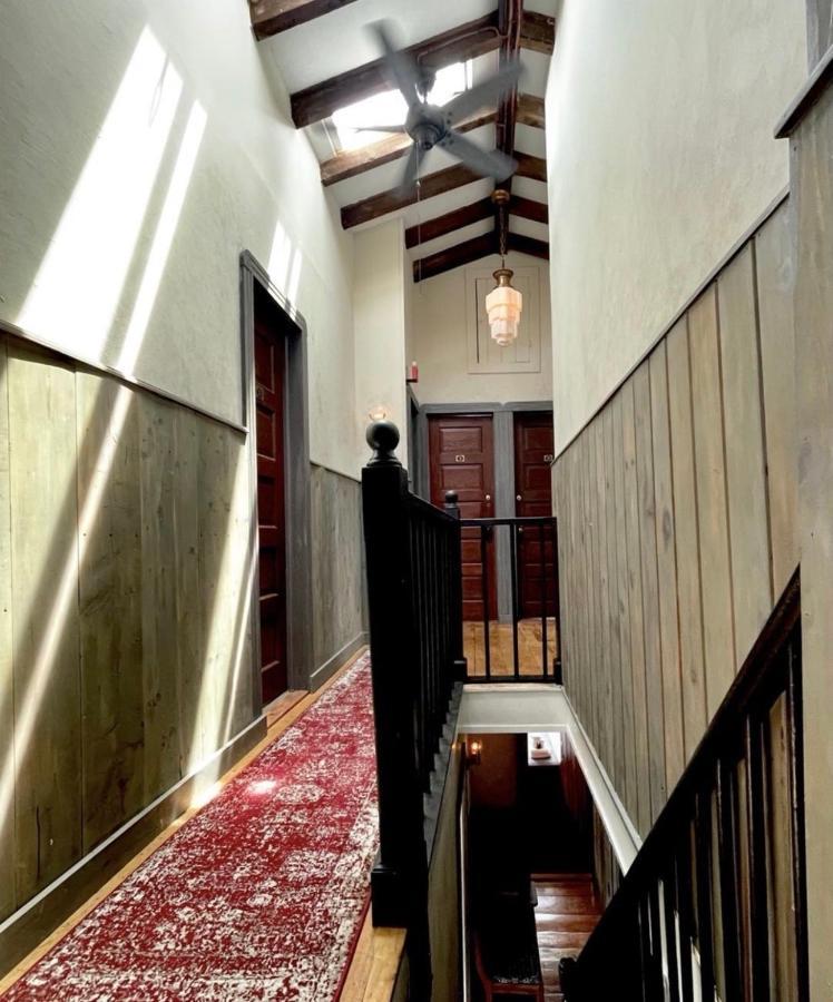 Crew'S Quarters Boarding House - Caters To Men Hotel Provincetown Luaran gambar