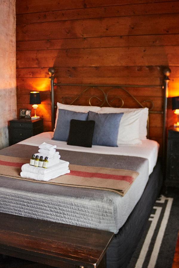 Crew'S Quarters Boarding House - Caters To Men Hotel Provincetown Luaran gambar