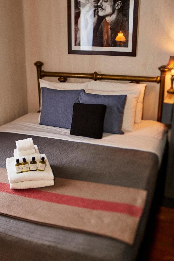 Crew'S Quarters Boarding House - Caters To Men Hotel Provincetown Luaran gambar