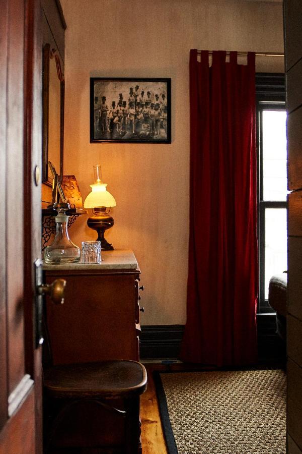 Crew'S Quarters Boarding House - Caters To Men Hotel Provincetown Luaran gambar